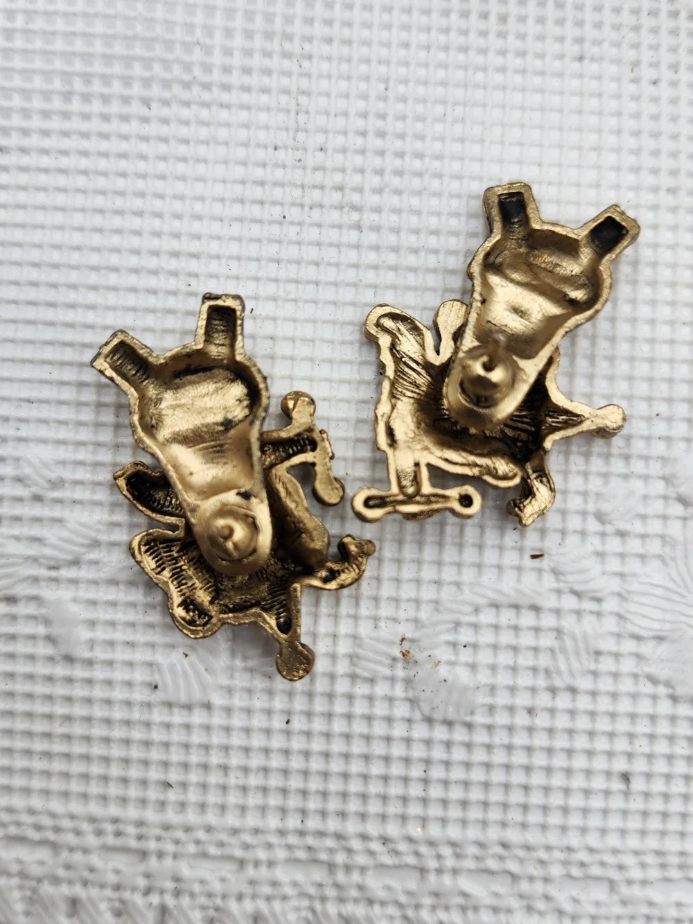 Vintage Gold Tone Elephant Clown Pierced Earrings Moving Heads  Dangle